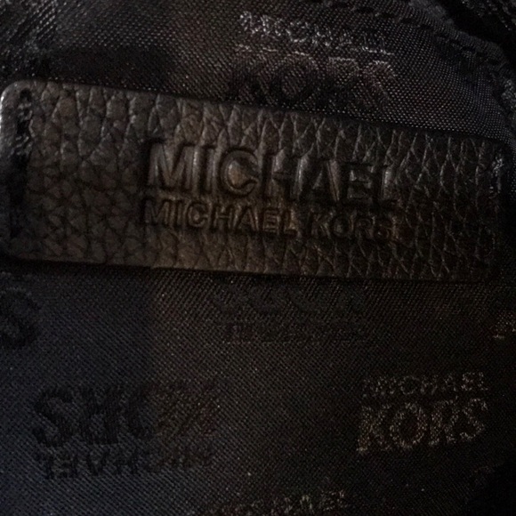 MICHAEL KORS! Gently worn purse - Picture 11 of 12